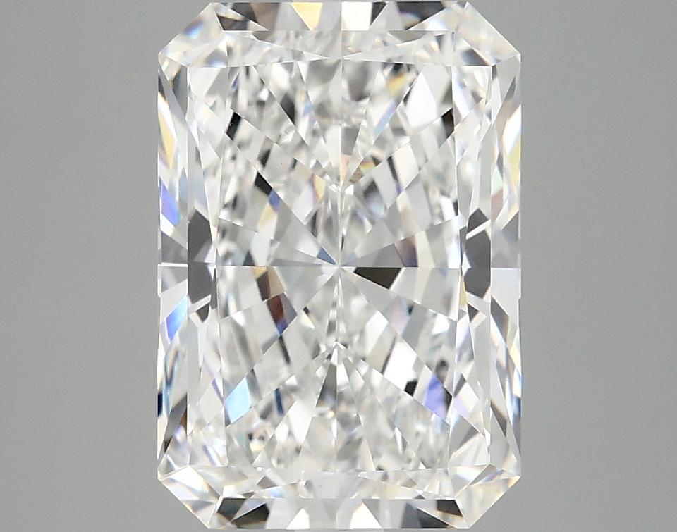 4.04 Carat Radiant Shaped Ideal Cut VVS2 IGI Certified Lab Grown Diamond