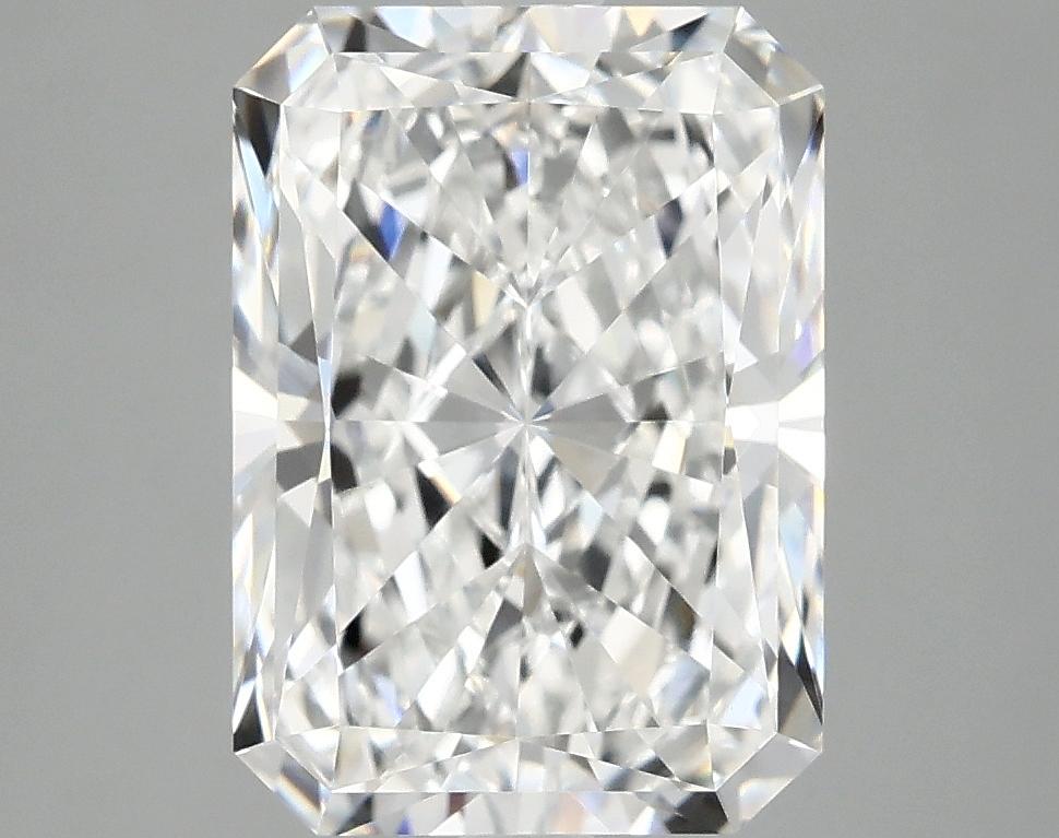 4.07 Carat Radiant Shaped Ideal Cut VVS2 IGI Certified Lab Grown Diamond