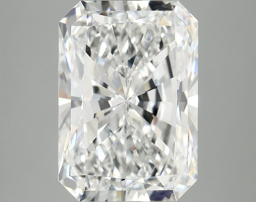 4.9 Carat Radiant Shaped Ideal Cut VVS2 IGI Certified Lab Grown Diamond