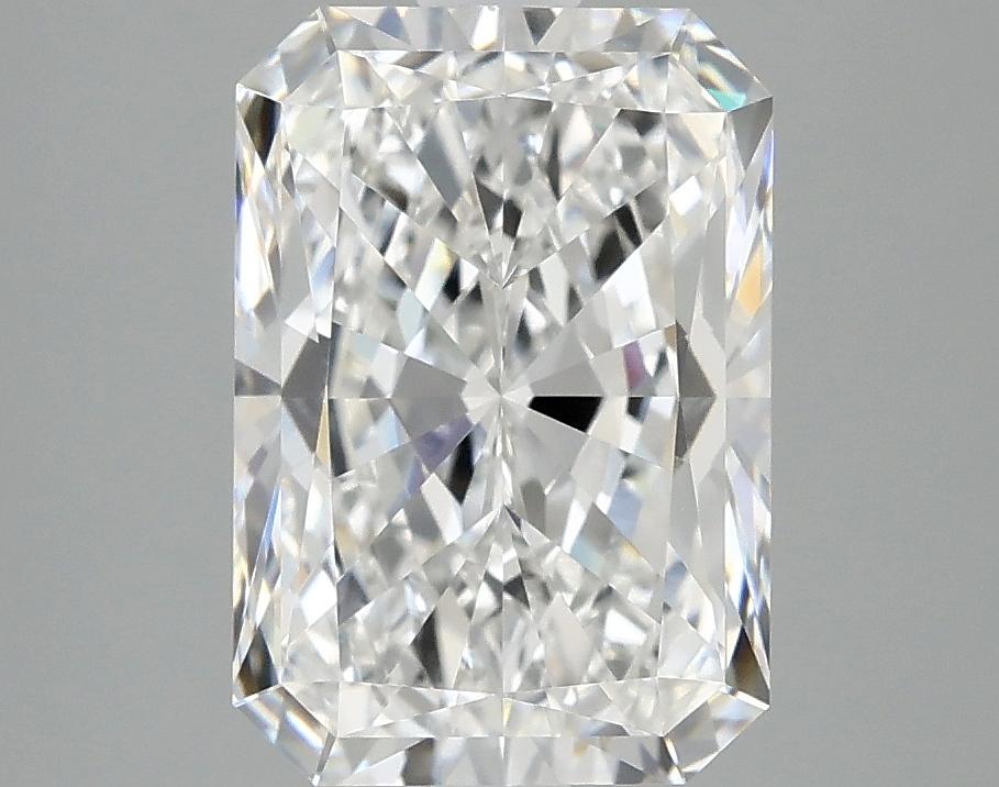 3.1 Carat Radiant Shaped Ideal Cut VVS2 IGI Certified Lab Grown Diamond