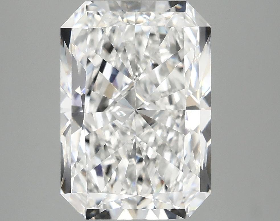 3.93 Carat Radiant Shaped Ideal Cut VVS2 IGI Certified Lab Grown Diamond