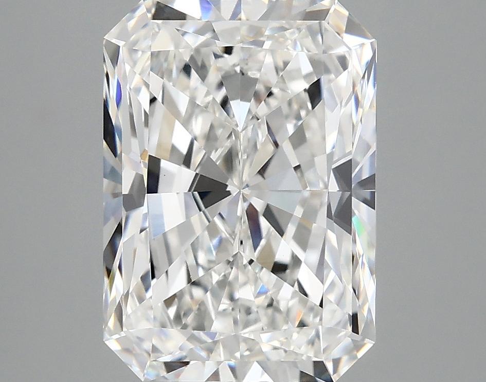 4.04 Carat Radiant Shaped Ideal Cut VVS2 IGI Certified Lab Grown Diamond