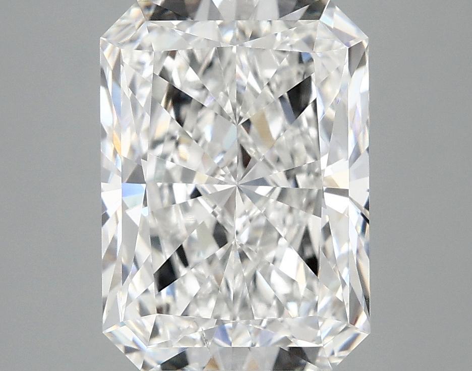 4.0 Carat Radiant Shaped Excellent Cut VS2 IGI Certified Lab Grown Diamond