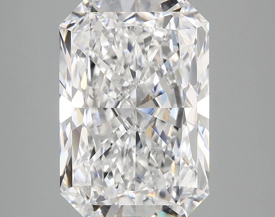 3.62 Carat Radiant Shaped Ideal Cut VS2 IGI Certified Lab Grown Diamond