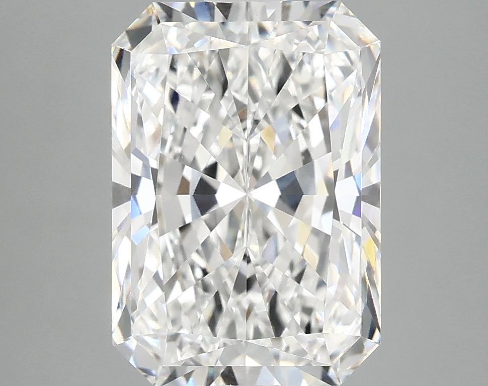 4.1 Carat Radiant Shaped Ideal Cut VVS2 IGI Certified Lab Grown Diamond
