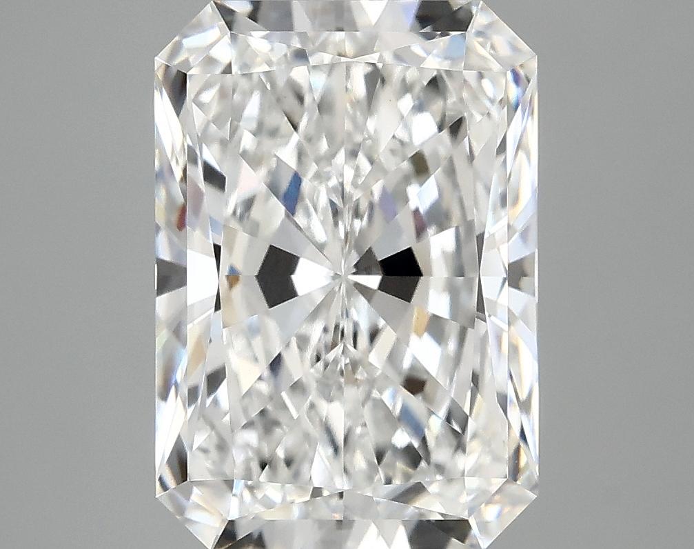 4.3 Carat Radiant Shaped Ideal Cut VVS2 IGI Certified Lab Grown Diamond
