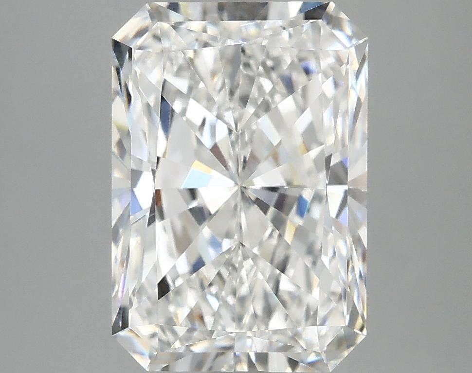 4.07 Carat Radiant Shaped Ideal Cut VVS2 IGI Certified Lab Grown Diamond
