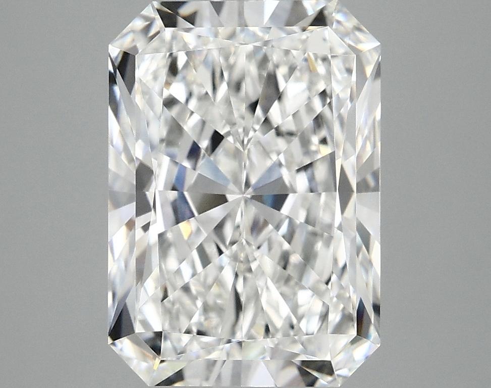4.1 Carat Radiant Shaped Ideal Cut VVS2 IGI Certified Lab Grown Diamond