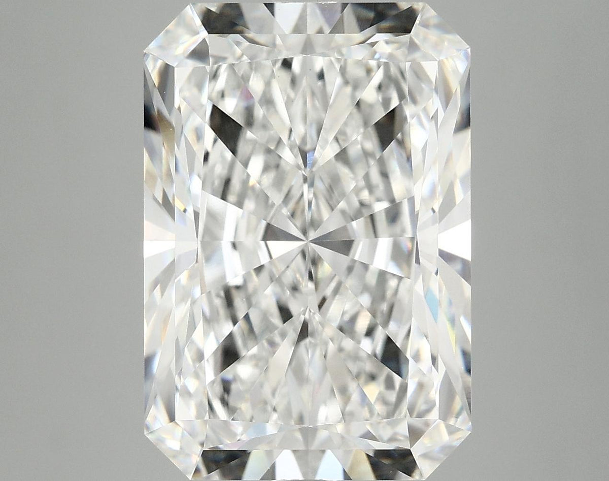 7.48 Carat Radiant Shaped Ideal Cut VVS2 IGI Certified Lab Grown Diamond