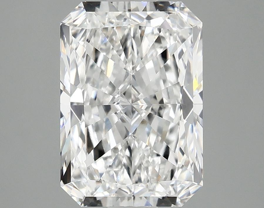 3.07 Carat Radiant Shaped Ideal Cut VVS2 IGI Certified Lab Grown Diamond