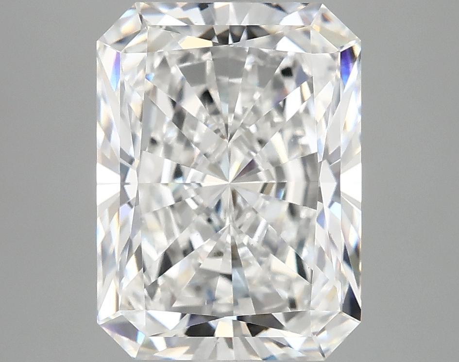 4.17 Carat Radiant Shaped Excellent Cut VS1 IGI Certified Lab Grown Diamond