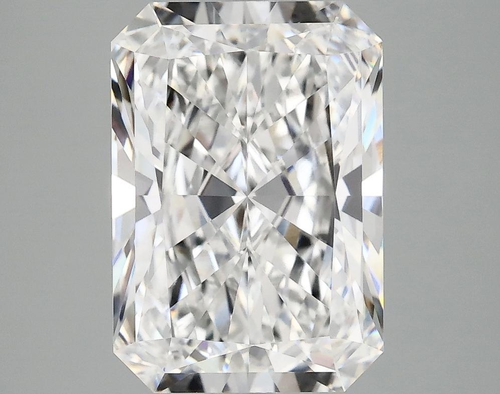 4.33 Carat Radiant Shaped Ideal Cut VVS2 IGI Certified Lab Grown Diamond