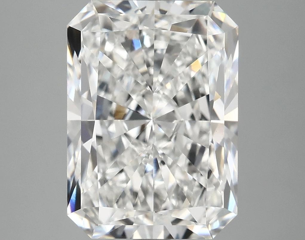 4.97 Carat Radiant Shaped Excellent Cut VS1 IGI Certified Lab Grown Diamond