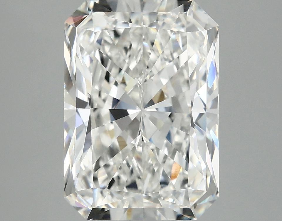 3.97 Carat Radiant Shaped Ideal Cut VVS2 IGI Certified Lab Grown Diamond