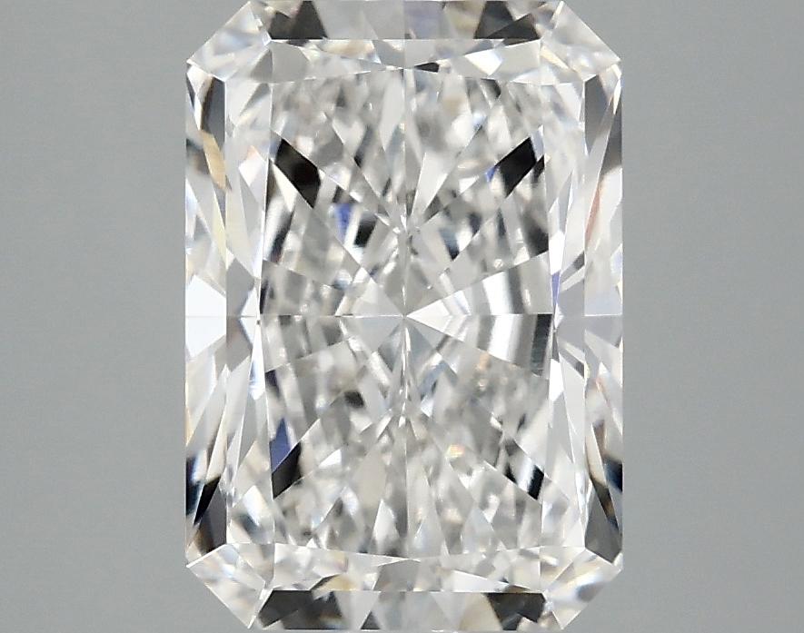 3.07 Carat Radiant Shaped Ideal Cut VVS2 IGI Certified Lab Grown Diamond