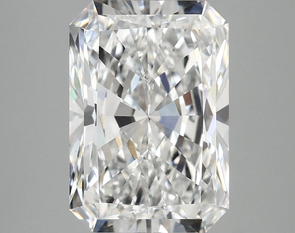 3.85 Carat Radiant Shaped Ideal Cut VVS2 IGI Certified Lab Grown Diamond