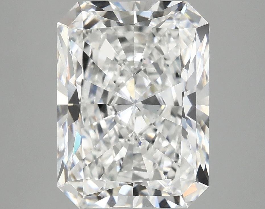3.93 Carat Radiant Shaped Excellent Cut VS1 IGI Certified Lab Grown Diamond