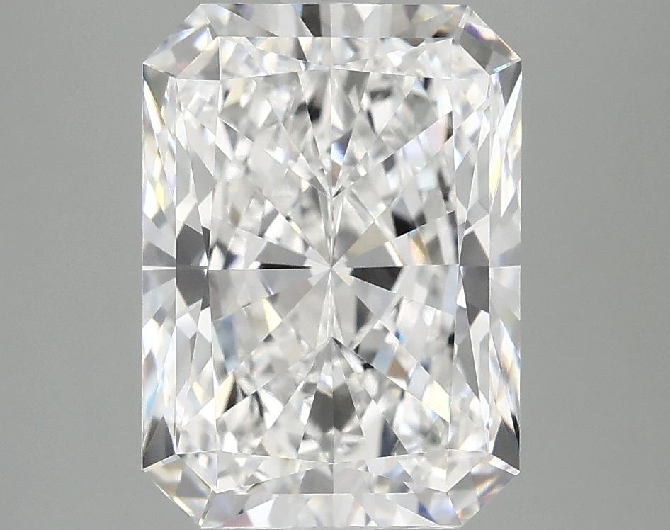 4.01 Carat Radiant Shaped Excellent Cut VVS2 IGI Certified Lab Grown Diamond