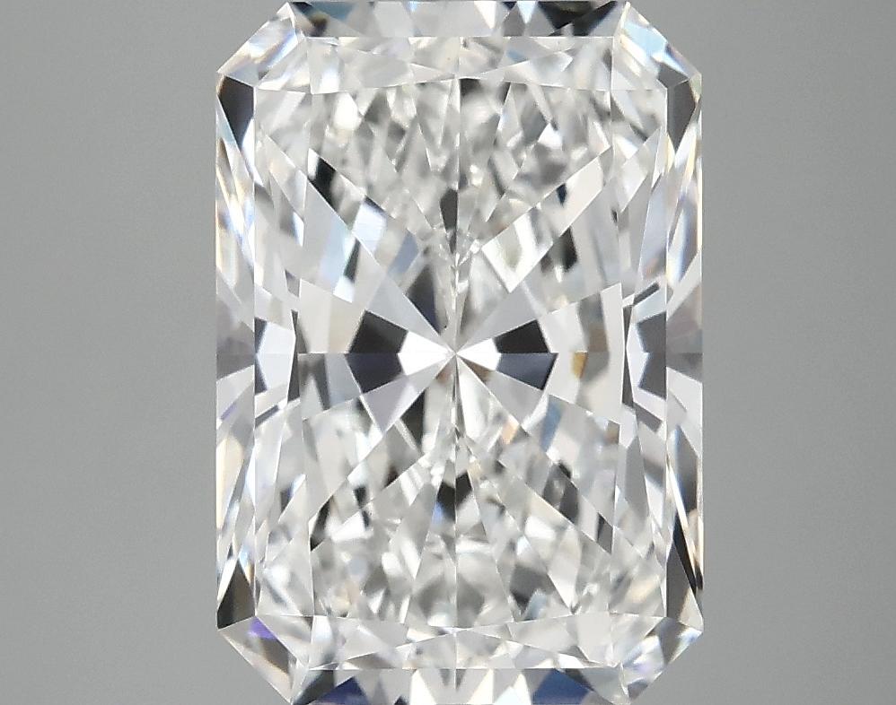 4.34 Carat Radiant Shaped Ideal Cut VS2 IGI Certified Lab Grown Diamond
