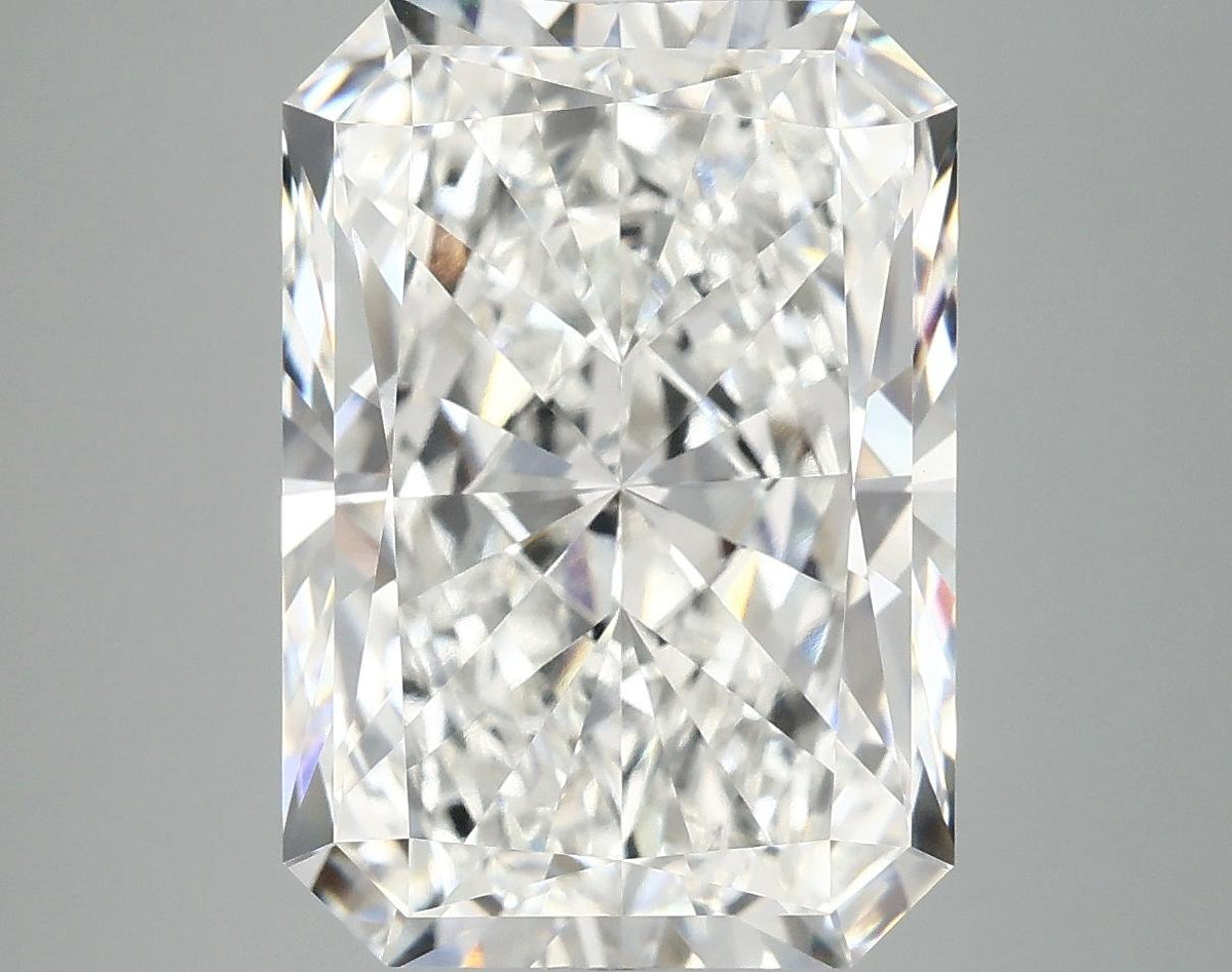 7.96 Carat Radiant Shaped Ideal Cut VVS2 IGI Certified Lab Grown Diamond