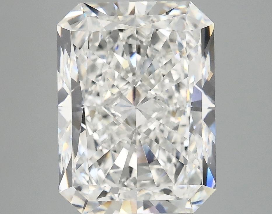 3.93 Carat Radiant Shaped Excellent Cut VS2 IGI Certified Lab Grown Diamond