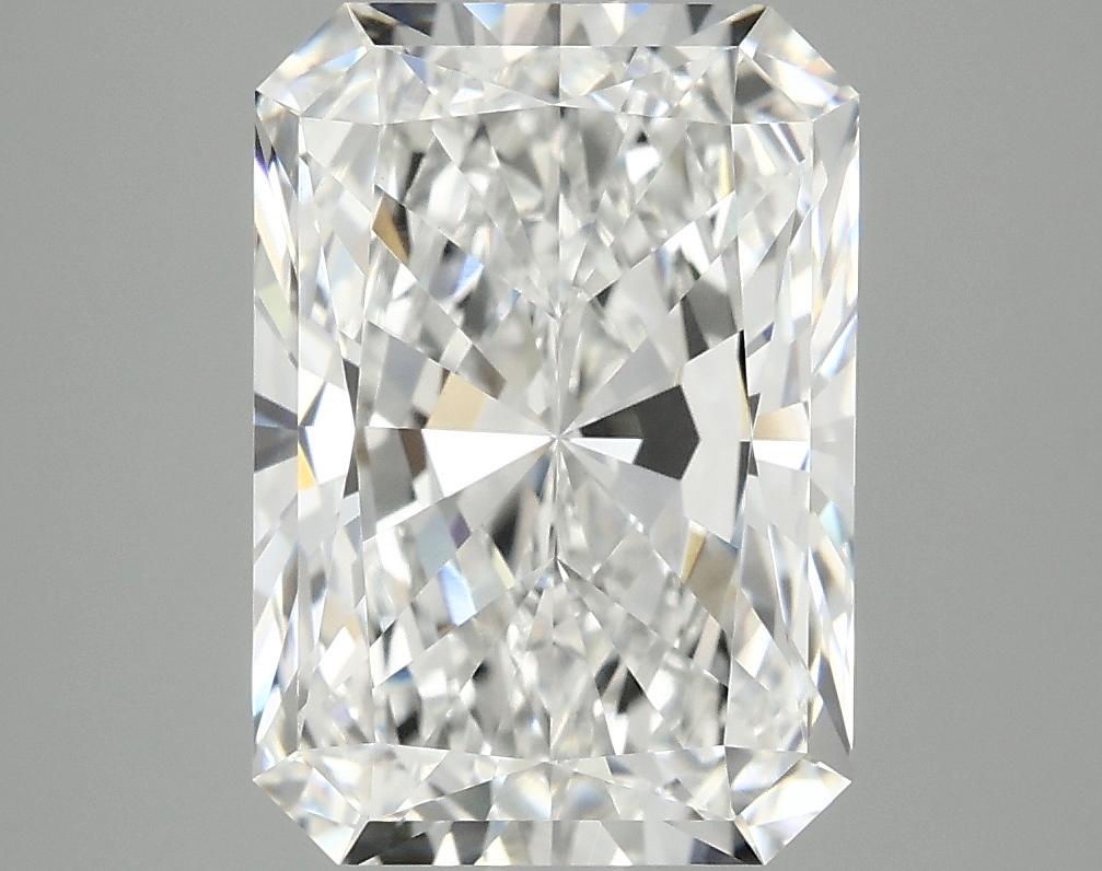 4.57 Carat Radiant Shaped Ideal Cut VVS2 IGI Certified Lab Grown Diamond