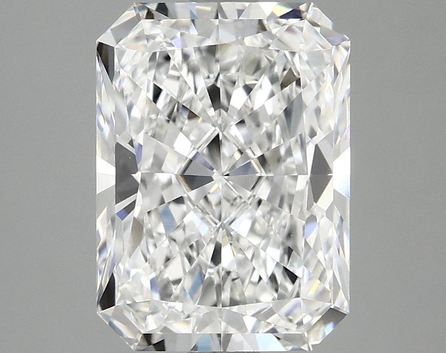 3.1 Carat Radiant Shaped Excellent Cut VVS2 IGI Certified Lab Grown Diamond