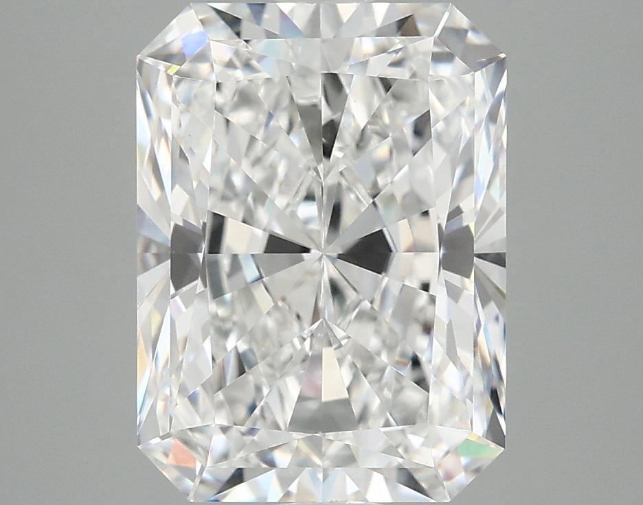 3.98 Carat Radiant Shaped Excellent Cut VVS2 IGI Certified Lab Grown Diamond