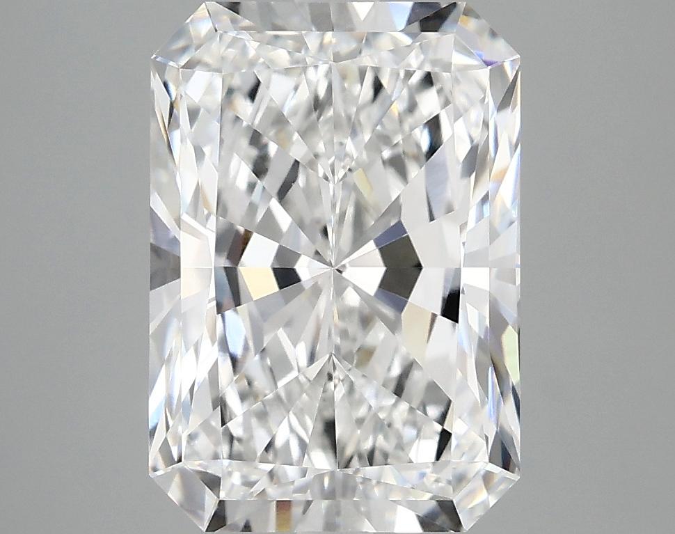 4.1 Carat Radiant Shaped Ideal Cut VVS2 IGI Certified Lab Grown Diamond