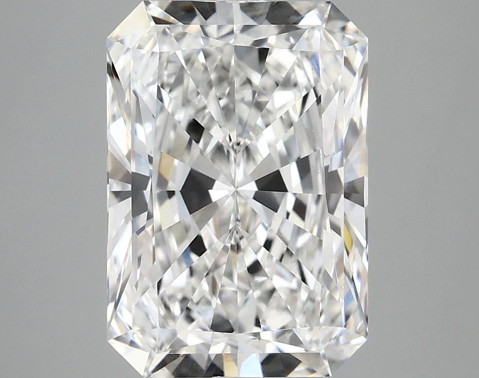 4.09 Carat Radiant Shaped Ideal Cut VVS2 IGI Certified Lab Grown Diamond