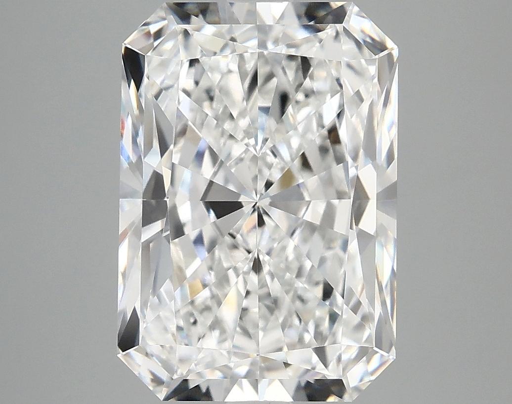 4.9 Carat Radiant Shaped Ideal Cut VVS2 IGI Certified Lab Grown Diamond