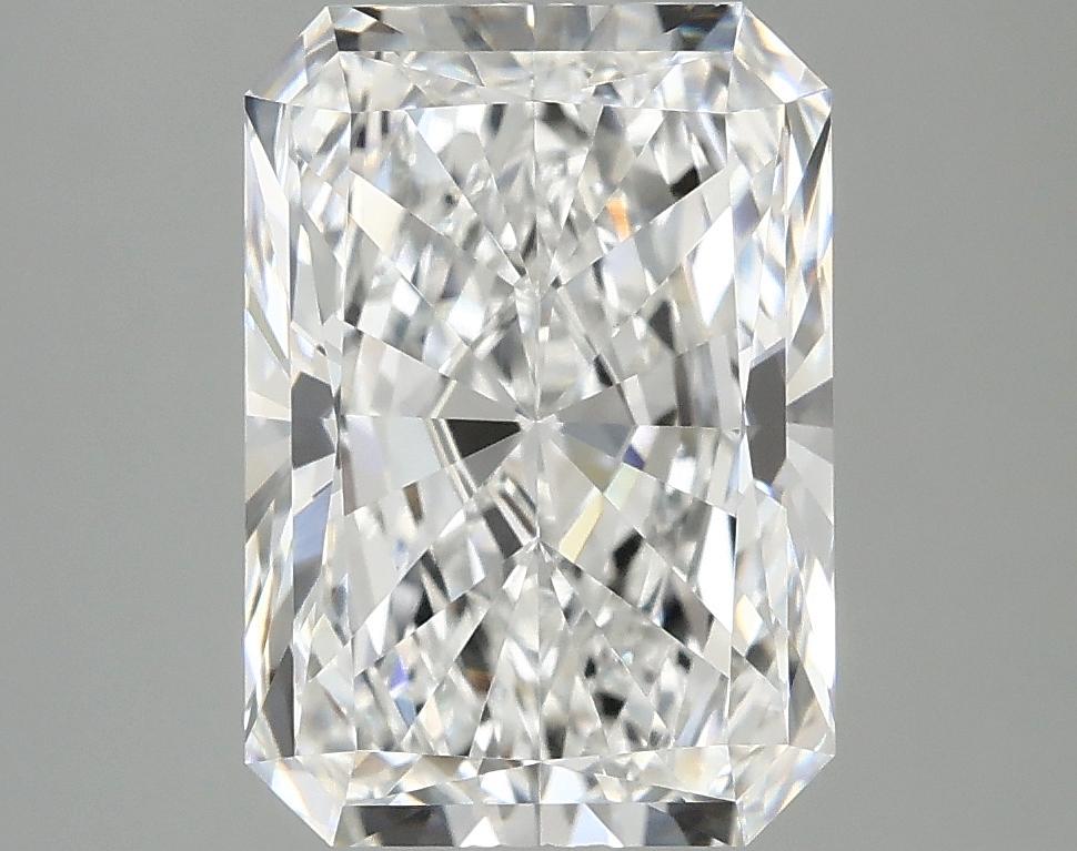 4.0 Carat Radiant Shaped Ideal Cut VVS2 IGI Certified Lab Grown Diamond
