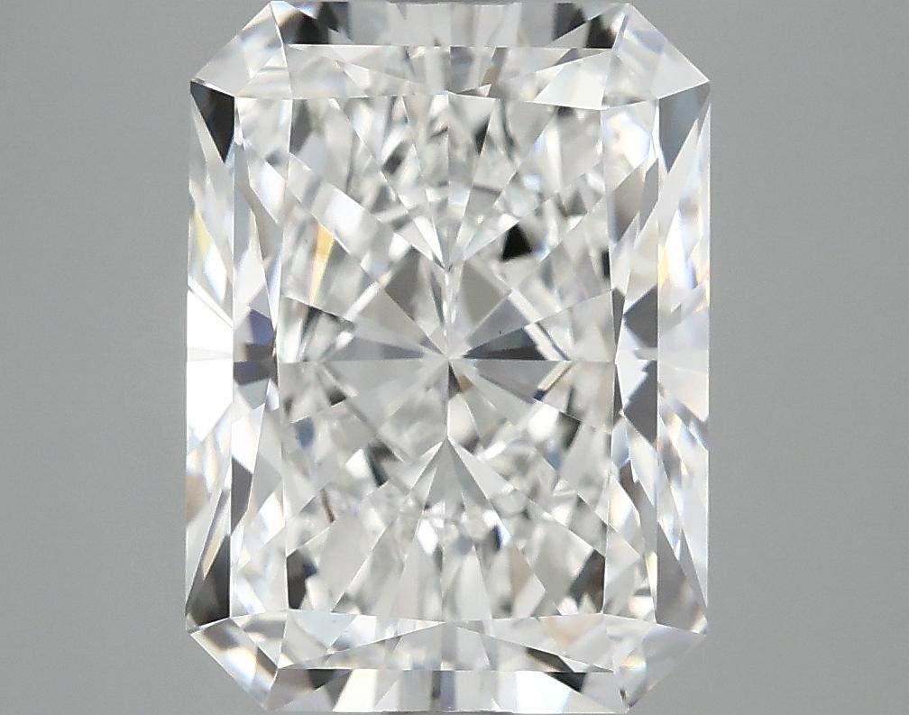 4.01 Carat Radiant Shaped Excellent Cut VS1 IGI Certified Lab Grown Diamond