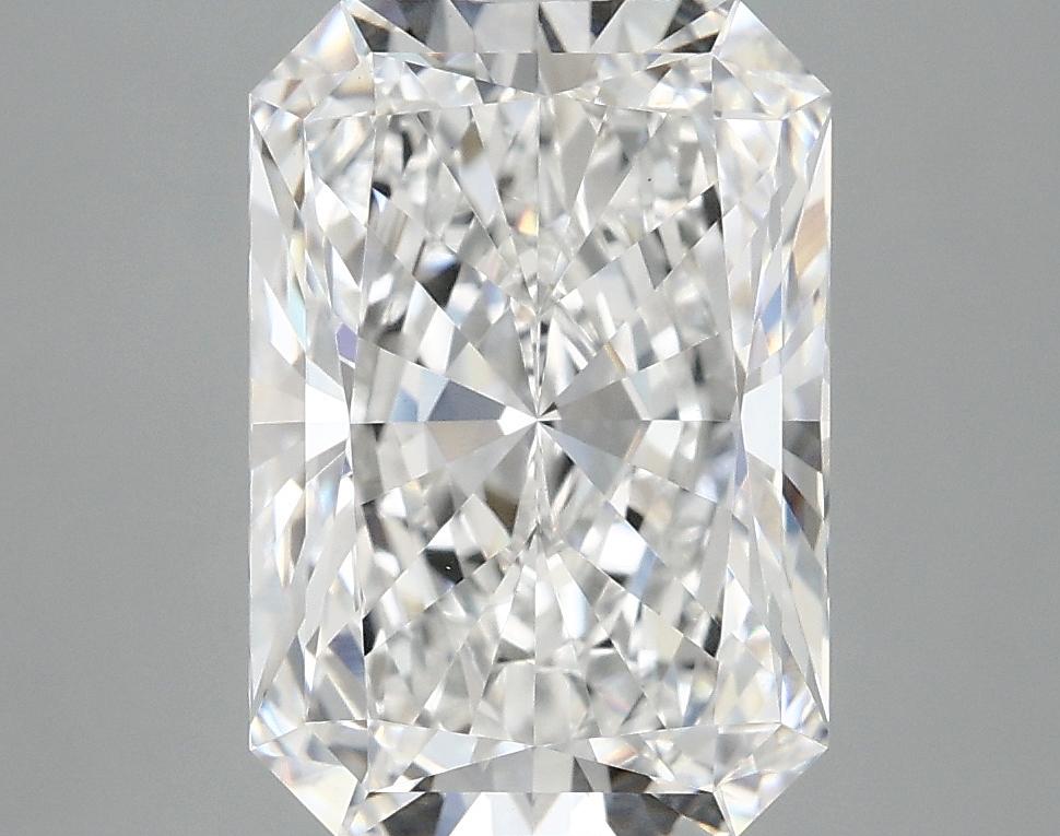 4.17 Carat Radiant Shaped Ideal Cut VVS2 IGI Certified Lab Grown Diamond