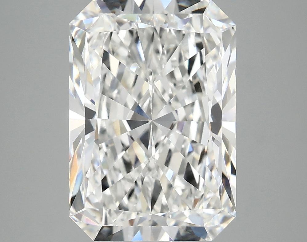 4.1 Carat Radiant Shaped Ideal Cut VVS2 IGI Certified Lab Grown Diamond