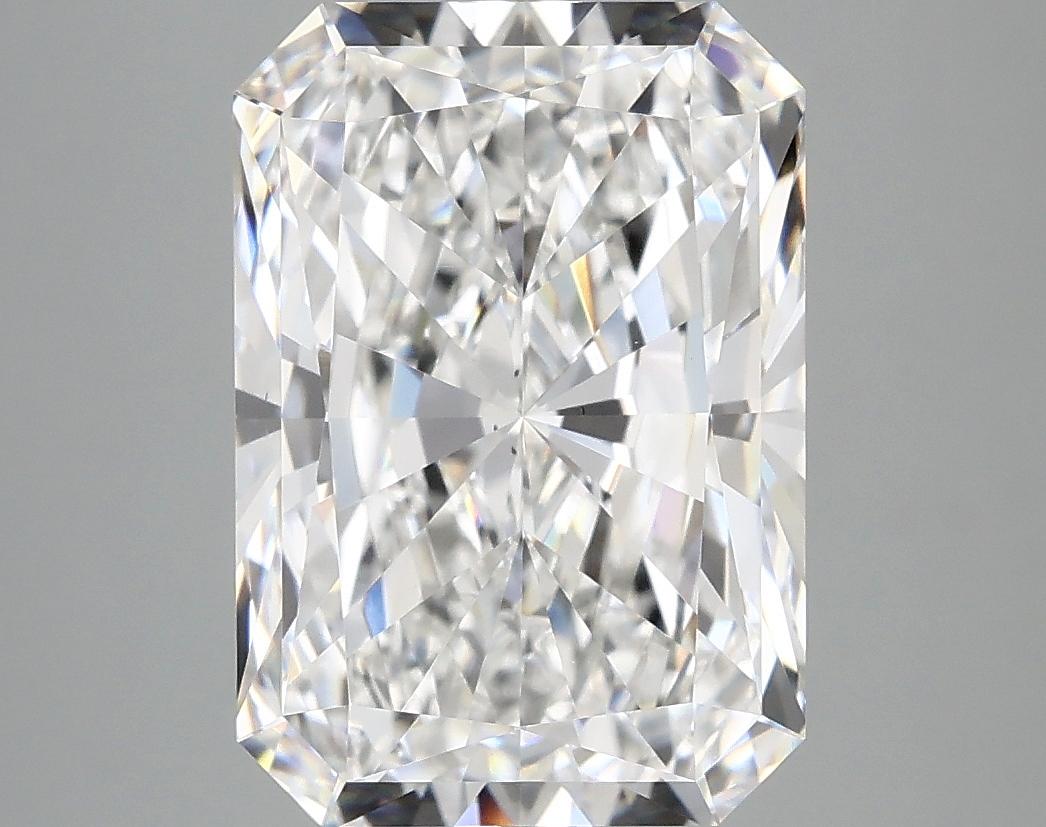 4.99 Carat Radiant Shaped Ideal Cut VS2 IGI Certified Lab Grown Diamond