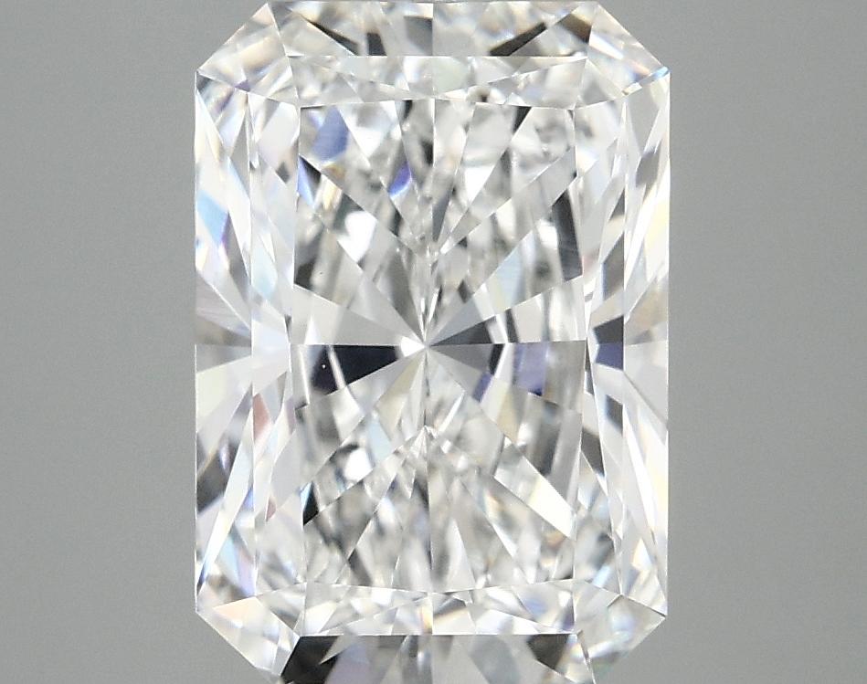 3.97 Carat Radiant Shaped Ideal Cut VVS2 IGI Certified Lab Grown Diamond