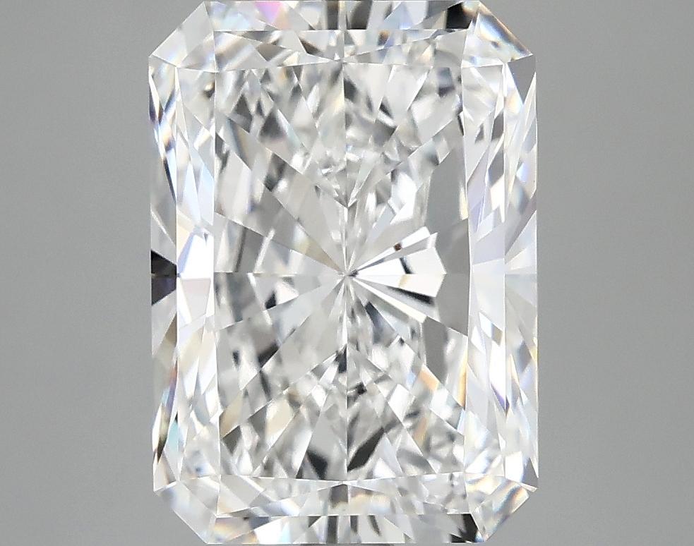 4.62 Carat Radiant Shaped Ideal Cut VS1 IGI Certified Lab Grown Diamond