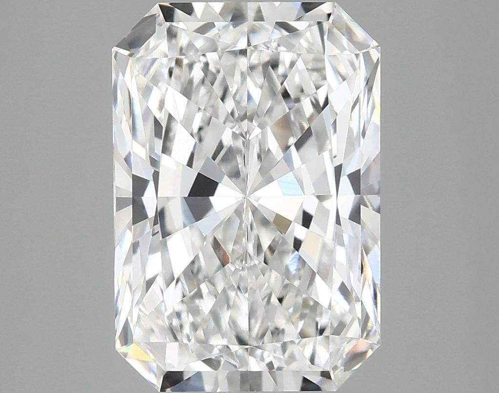 4.06 Carat Radiant Shaped Ideal Cut VVS2 IGI Certified Lab Grown Diamond