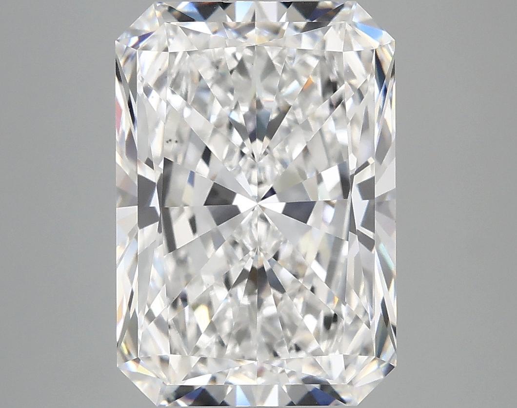 4.9 Carat Radiant Shaped Ideal Cut VVS2 IGI Certified Lab Grown Diamond