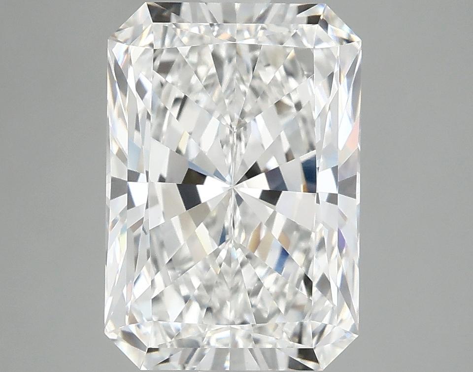3.82 Carat Radiant Shaped Ideal Cut VVS2 IGI Certified Lab Grown Diamond