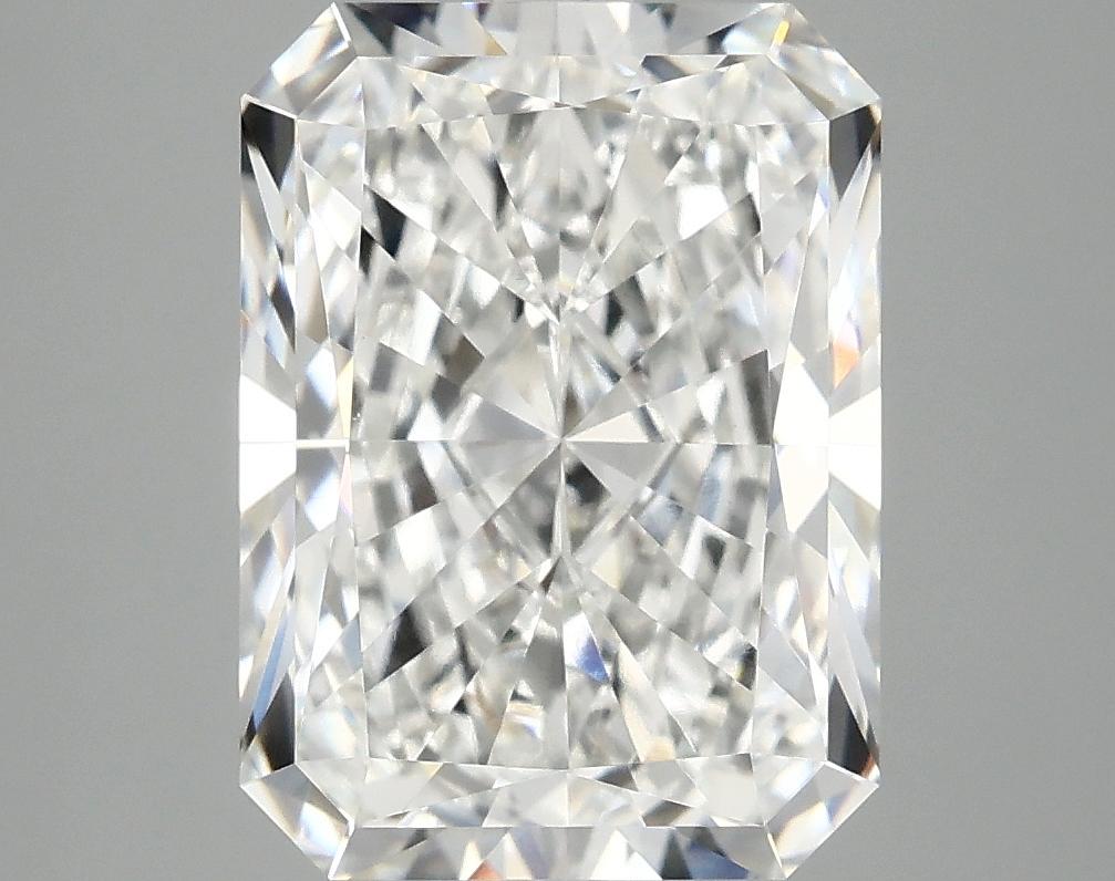 4.62 Carat Radiant Shaped Excellent Cut VVS2 IGI Certified Lab Grown Diamond
