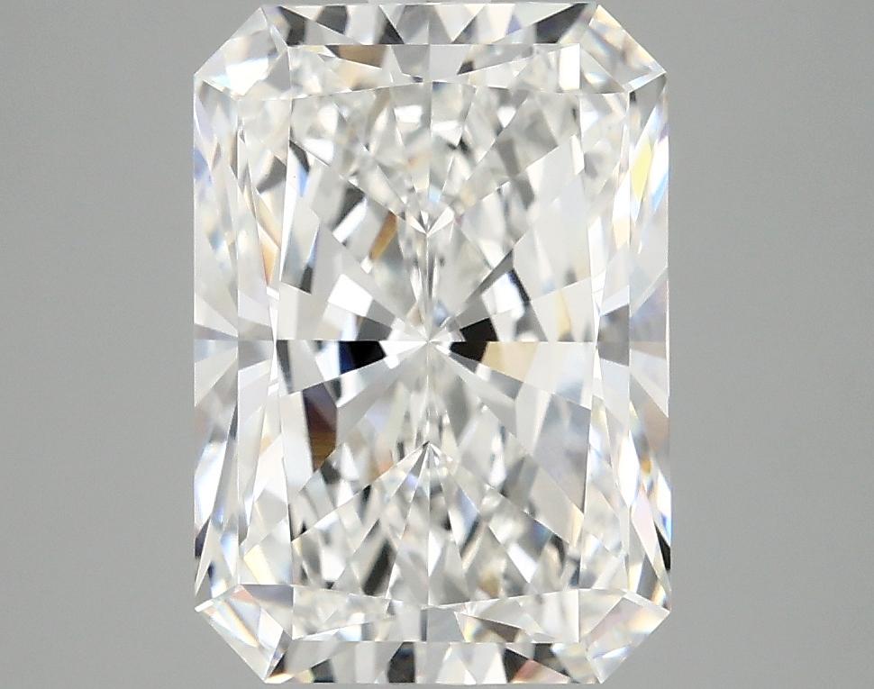 4.19 Carat Radiant Shaped Ideal Cut VVS2 IGI Certified Lab Grown Diamond