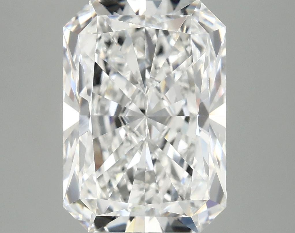 4.87 Carat Radiant Shaped Ideal Cut VS1 IGI Certified Lab Grown Diamond