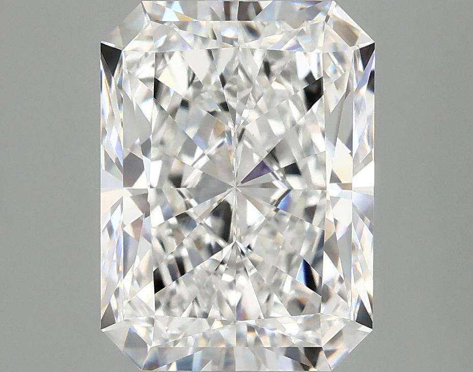 4.03 Carat Radiant Shaped Excellent Cut VVS2 IGI Certified Lab Grown Diamond