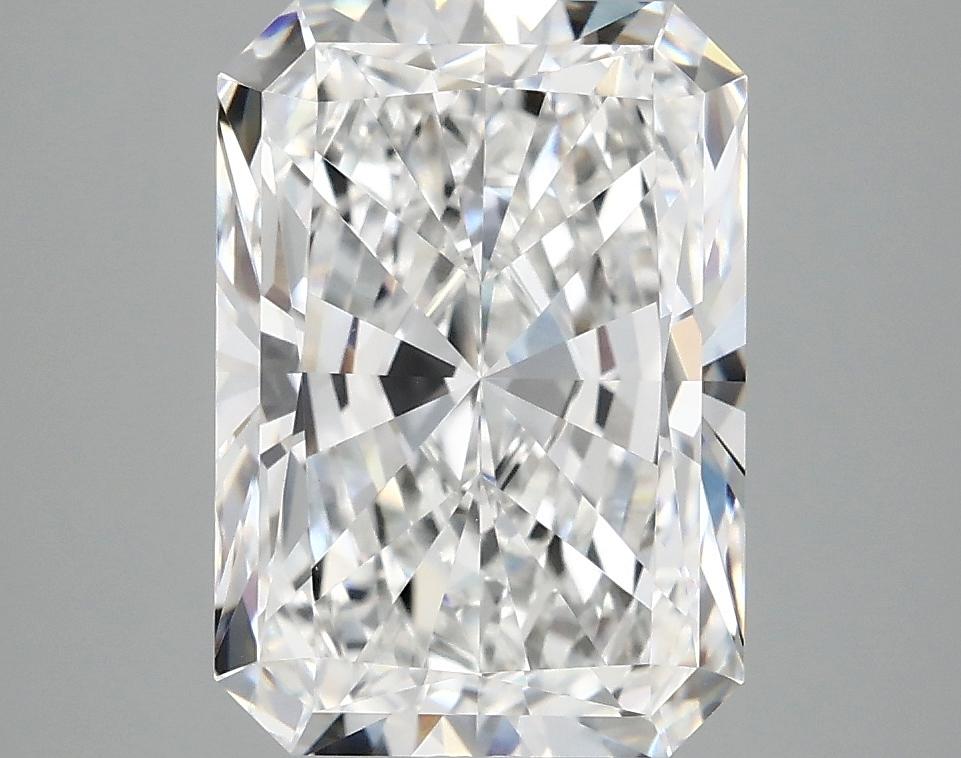 4.03 Carat Radiant Shaped Ideal Cut VVS2 IGI Certified Lab Grown Diamond