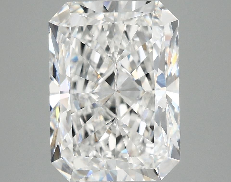 4.09 Carat Radiant Shaped Excellent Cut VVS2 IGI Certified Lab Grown Diamond