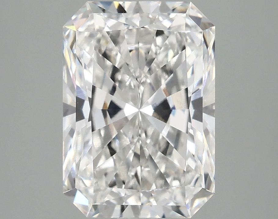 3.1 Carat Radiant Shaped Ideal Cut VVS2 IGI Certified Lab Grown Diamond