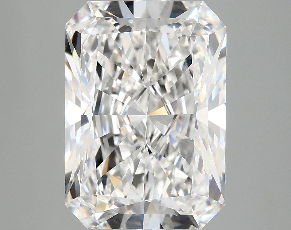 4.1 Carat Radiant Shaped Ideal Cut VVS2 IGI Certified Lab Grown Diamond