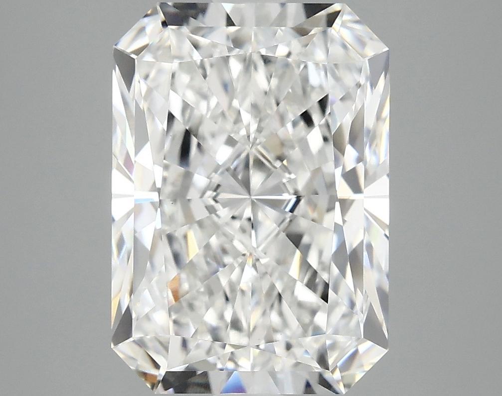 4.18 Carat Radiant Shaped Ideal Cut VVS2 IGI Certified Lab Grown Diamond